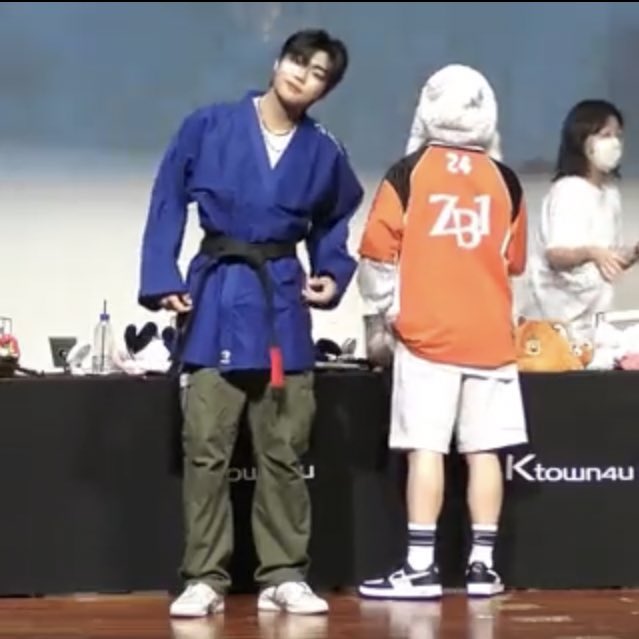 ca_pgw_'s tweet photo. 念願のウリゴヌクとパシャって来たでぃ~💖🫶 https://t.co/4FmNUQ1Cip