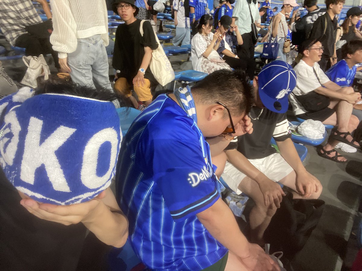 IumeyF's tweet photo. 神宮にて
敗北を喫しました😢
#プロ野球 #横浜 #神宮球場 #プロ野球ファンと繋がりたい https://t.co/uYkTIOUSVK
