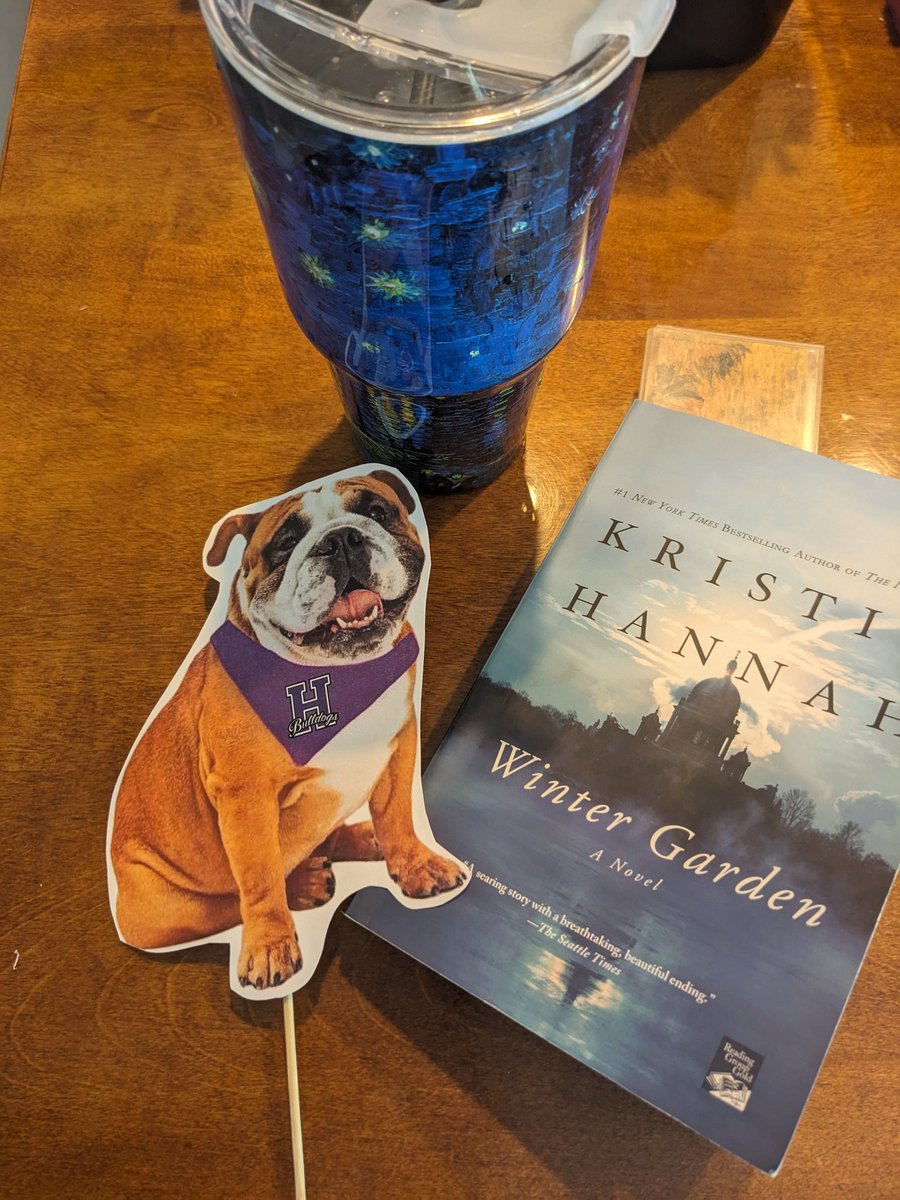 AhandSmith's tweet photo. Summer reading @HamburgCSD #UPES https://t.co/r2RZqhzcMx