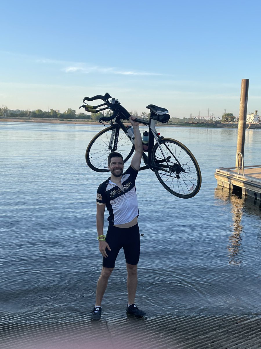 Dav_RAGBRAI's tweet photo. HUGE congratulations to Peter Woods- our first @RAGBRAI_IOWA dipper! 
Not only did he just ride 500 miles, but he is running the @BixSeven!

Way to go, Peter!

#VisitQuadCities #RAGBRAI50 #BeBoldRideGold #QCTBix7 #RAGBRAIDavenport #RAGBRAI2023 
@Travel_Iowa https://t.co/F4GuqUCuui