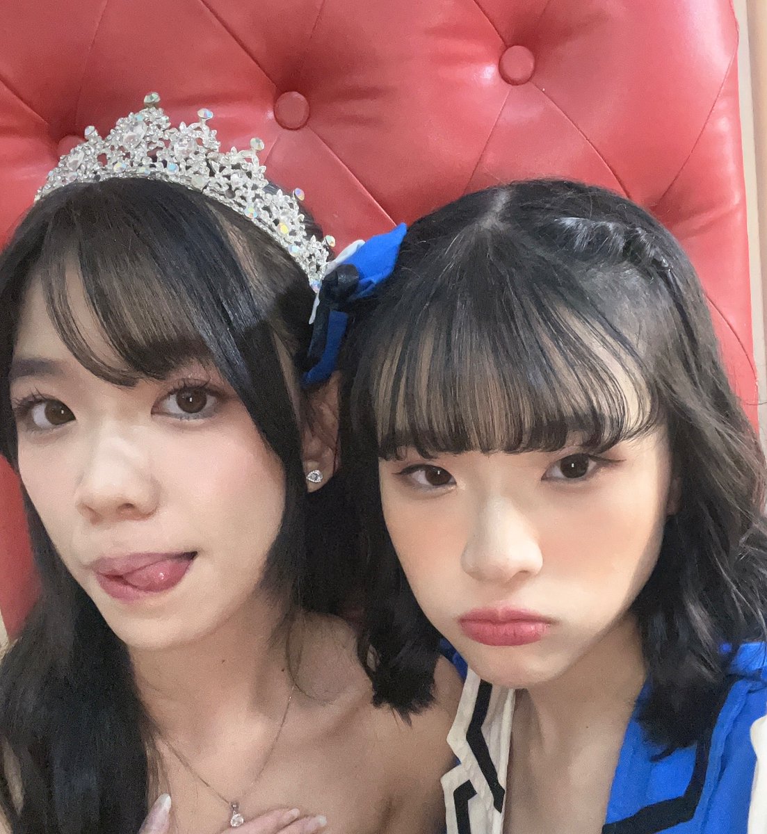 SE_LynJKT48's tweet photo. Happy graduation ci Jesslynnnn, sayang cici banyak-banyak 🥺❤️ 
@C_JesslynJKT48 https://t.co/fRx3oW7bEF