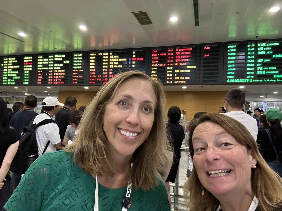 Nothing says the beginning of the school year like airport pickups for new hire faculty! So glad we are back to being able to do these again post-Covid. So, so fun to welcome people to the city and our amazing school!  #goDragons #scishq <a href="/Ms_H_Knight/">Heather Knight</a>