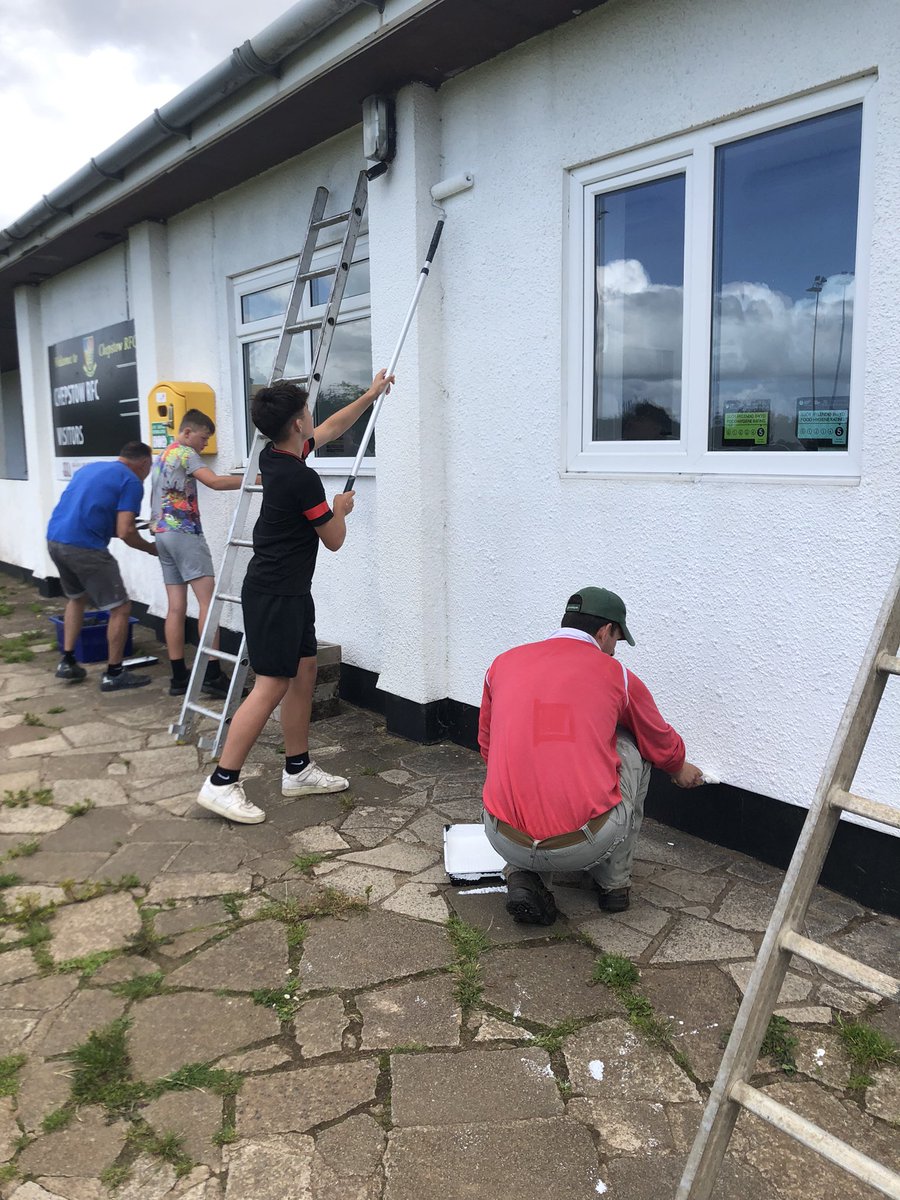 ChepstowRFC_MJ's tweet image. Good to see a few Mini &amp;amp; Junior players working hard at today’s maintenance day @CHEPSTOWRFC #community #rugby