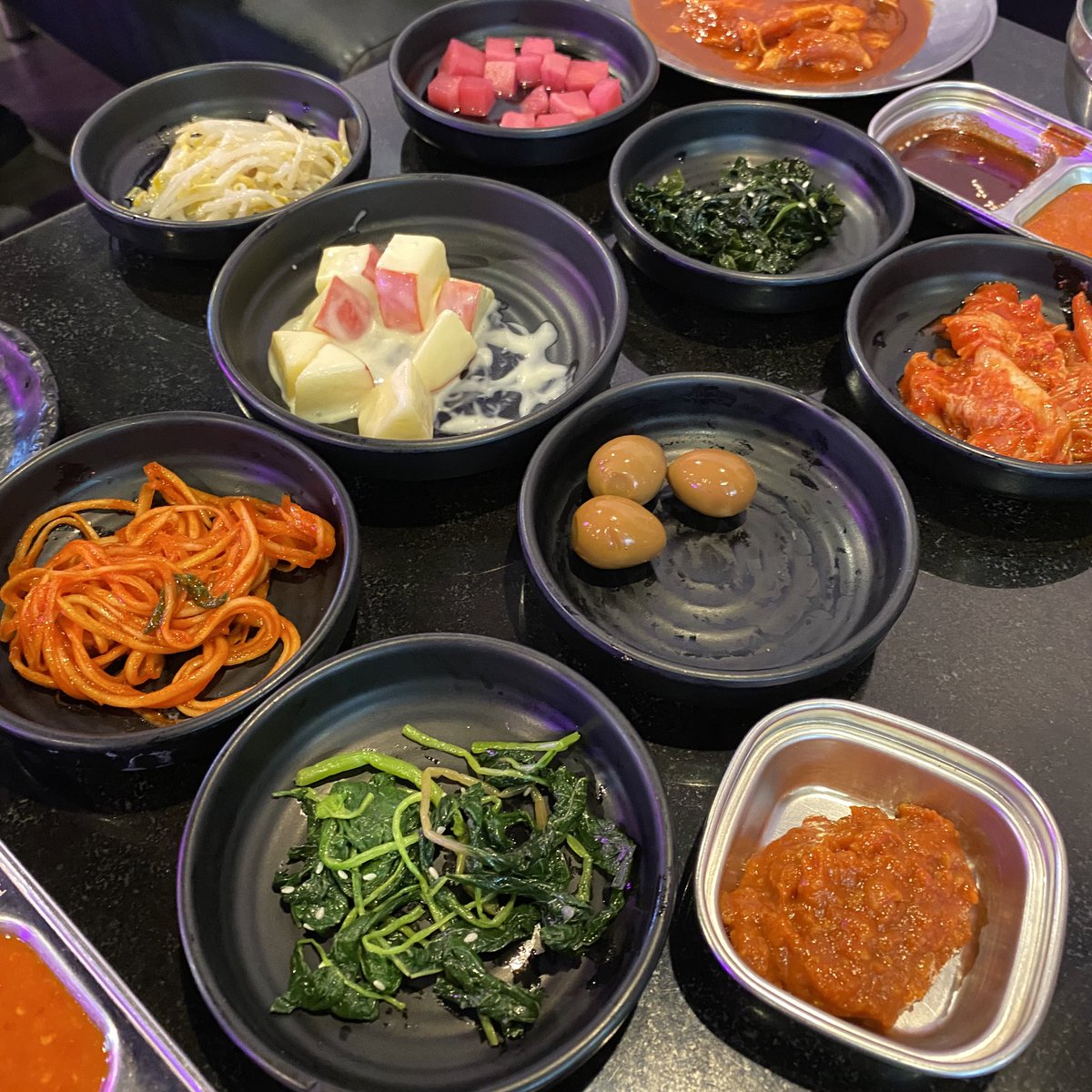 <a href="/byunbbx_/">เยวา</a> ไว่รอบหน้าจะชวนเยวาไปกินร้านที่สามย่านน้า 🫶🏻