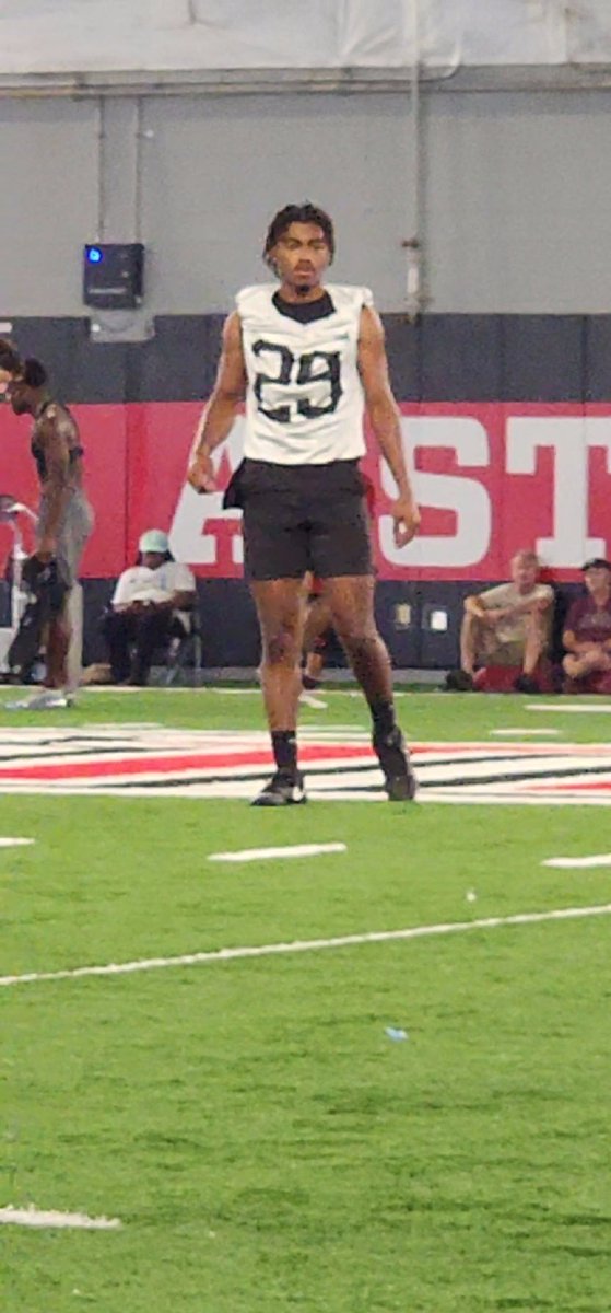 DaRealNicoDogg's tweet photo. 💪🏾💪🏾 its my turn #gunshow💪🏾💪🏾🏋🏾♂️🏋🏾♂️ #YUNGD🎯T about to show out‼️💯 @AStateFB @CoachConklin @CoachButchJones #readminds & #dropdimes #ATH #DB #QB https://t.co/TLvevgpVj6