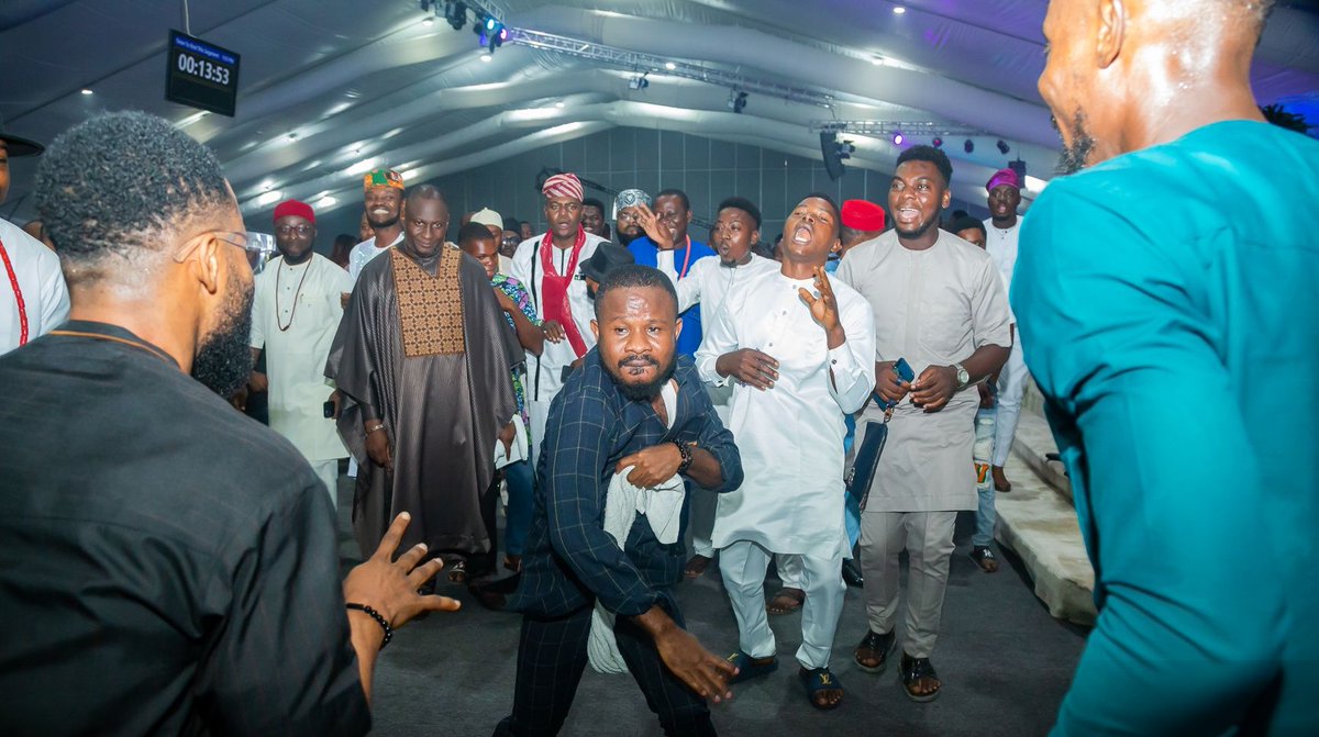 NdyfrankFilm's tweet photo. Bring your dancing shoes to Shabach this Sunday! Join us in praise at @dominioncitylag
by 8am
Lets SHABACH together @dominioncitylag
#DCLagosHQMidYear #DCLHQThanksgiving #LetsShabachTogether
#SHABACH #DOMINIONCITYLAGOSHQ #MIDYEARTHANKSGIVING #DCLH https://t.co/VWFSw5Tjrj