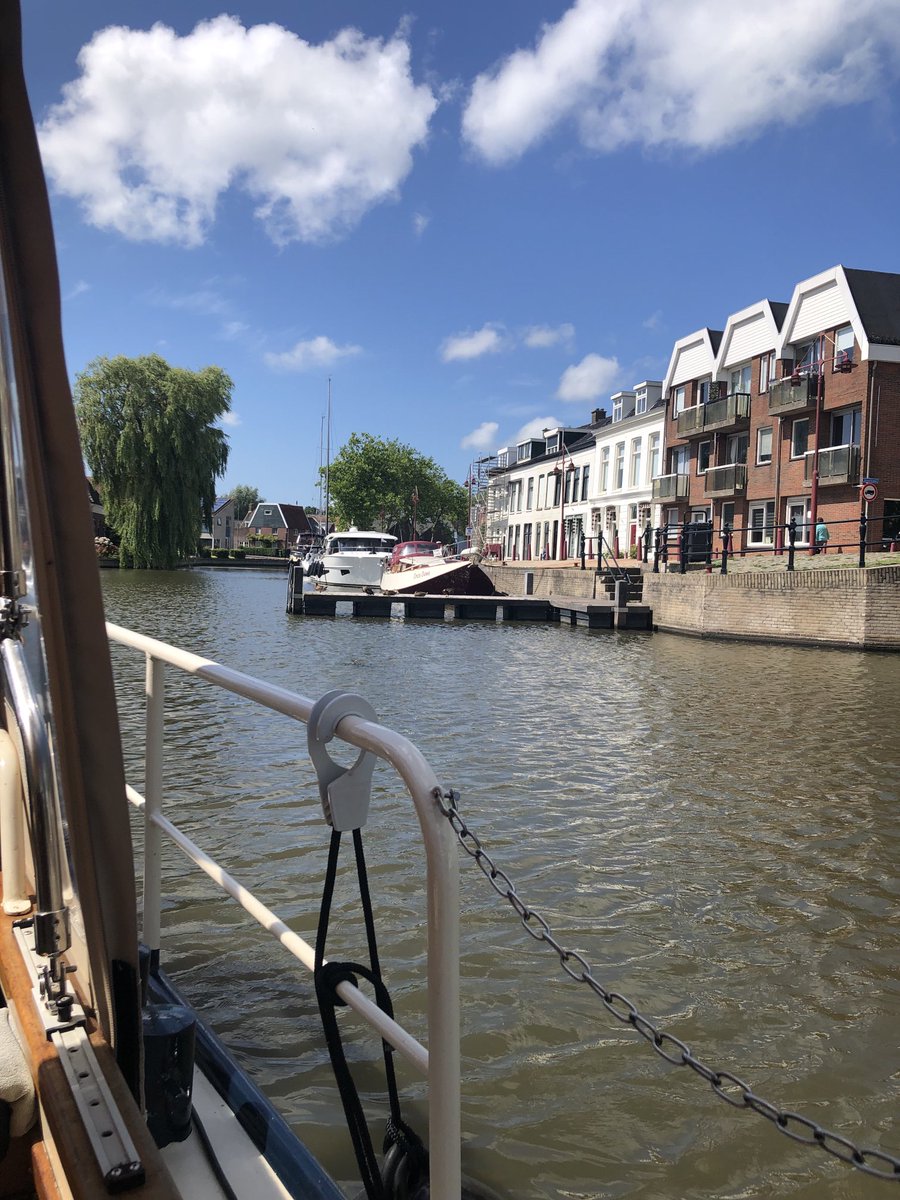 FredRaangs's tweet image. Met de Doerak door Friesland. # Bolsward # uitzicht # zonnetje