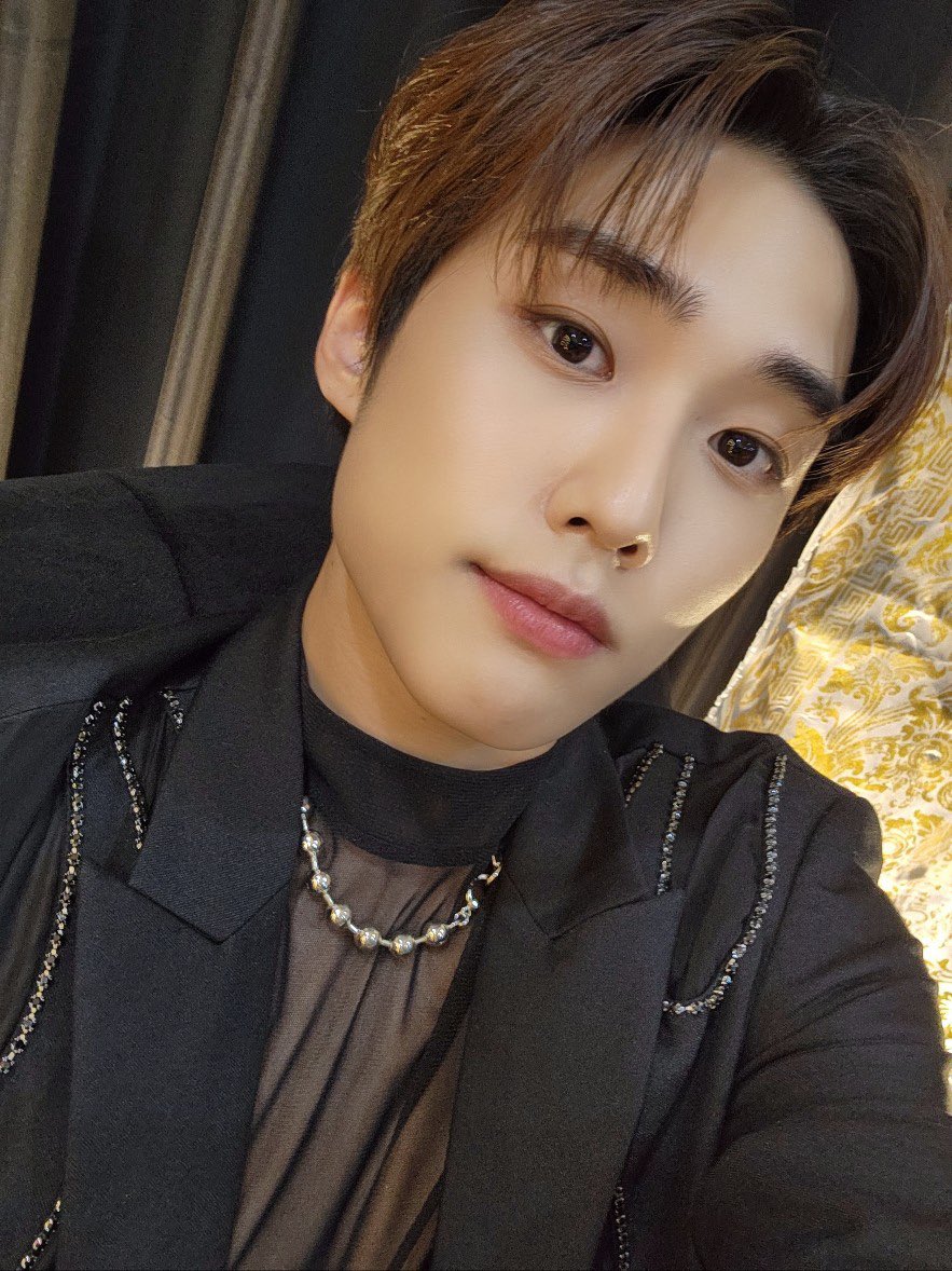 WE_THE_BOYZ's tweet photo. (콥이) thank you jakarta❤️ https://t.co/EuRgLnZ9rG