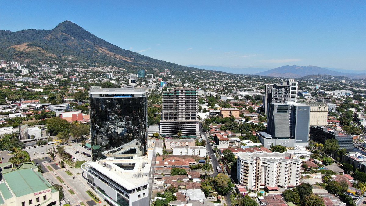 elsalvador tweet picture