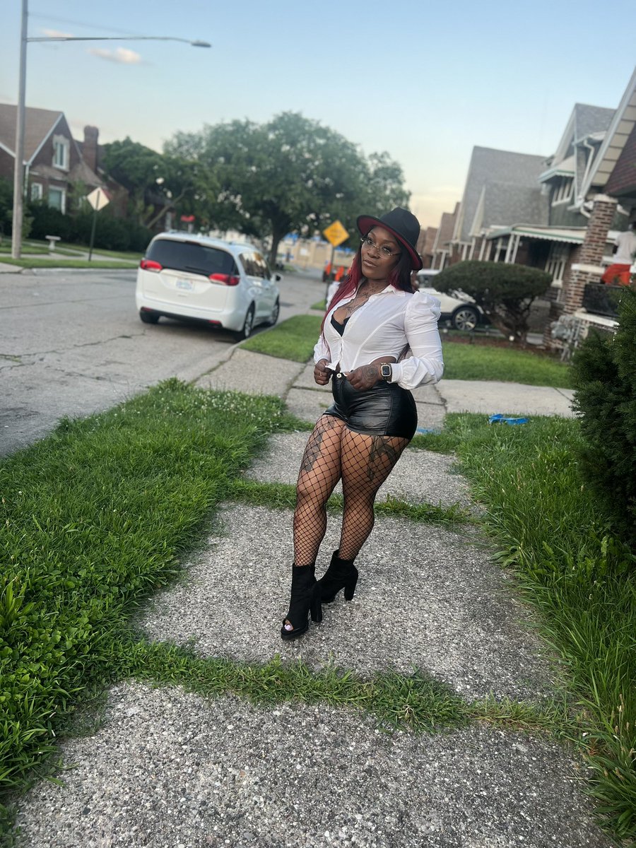 Don’t play with it, don’t play with it 😌