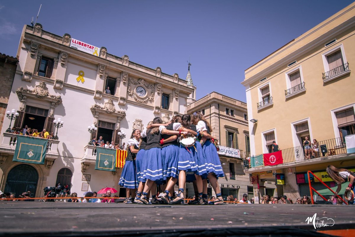 Només queda un més per tonar a sentir la tronada i donar el tret de sortida a la Festa Major 2023! 💙✨