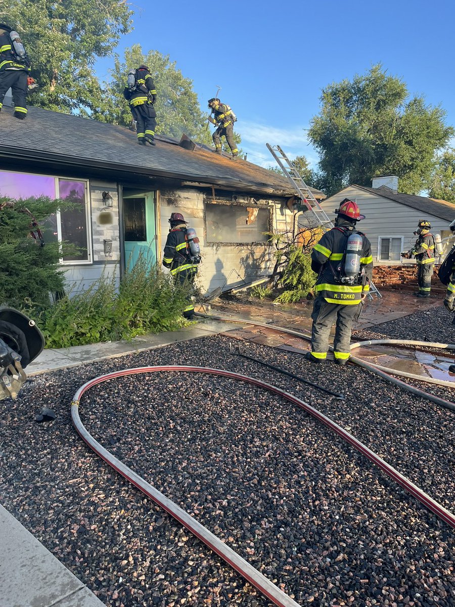 Denver_Fire's tweet image. Crews are cleaning up and starting to go back in service.