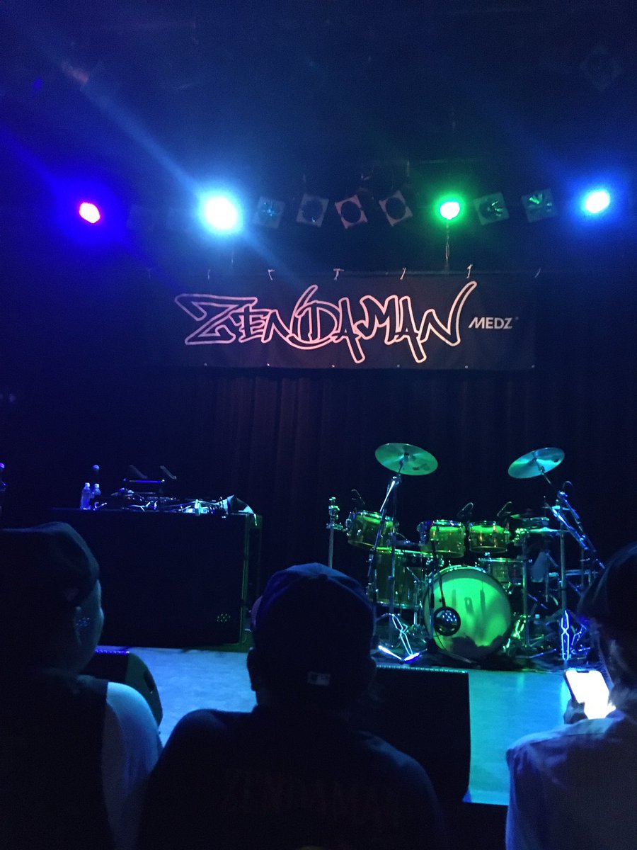 zendami420's tweet image. ZENDAMAN NEW VIBRATION LIVE TOUR in TOKYO -
#ZendaMan