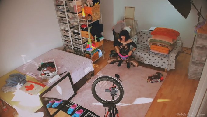 New video✔️ Panty fetish vid backstage. Voyeur cam: https://t.co/3FhUMCce5o  Go watch &amp; leave it a💗,<a href="/tag/adultcontentcreator"class="tags"><span>#adultcontentcreator</span></a><a href="/tag/voyeurfetish"class="tags"><span>#voyeurfetish</span></a>