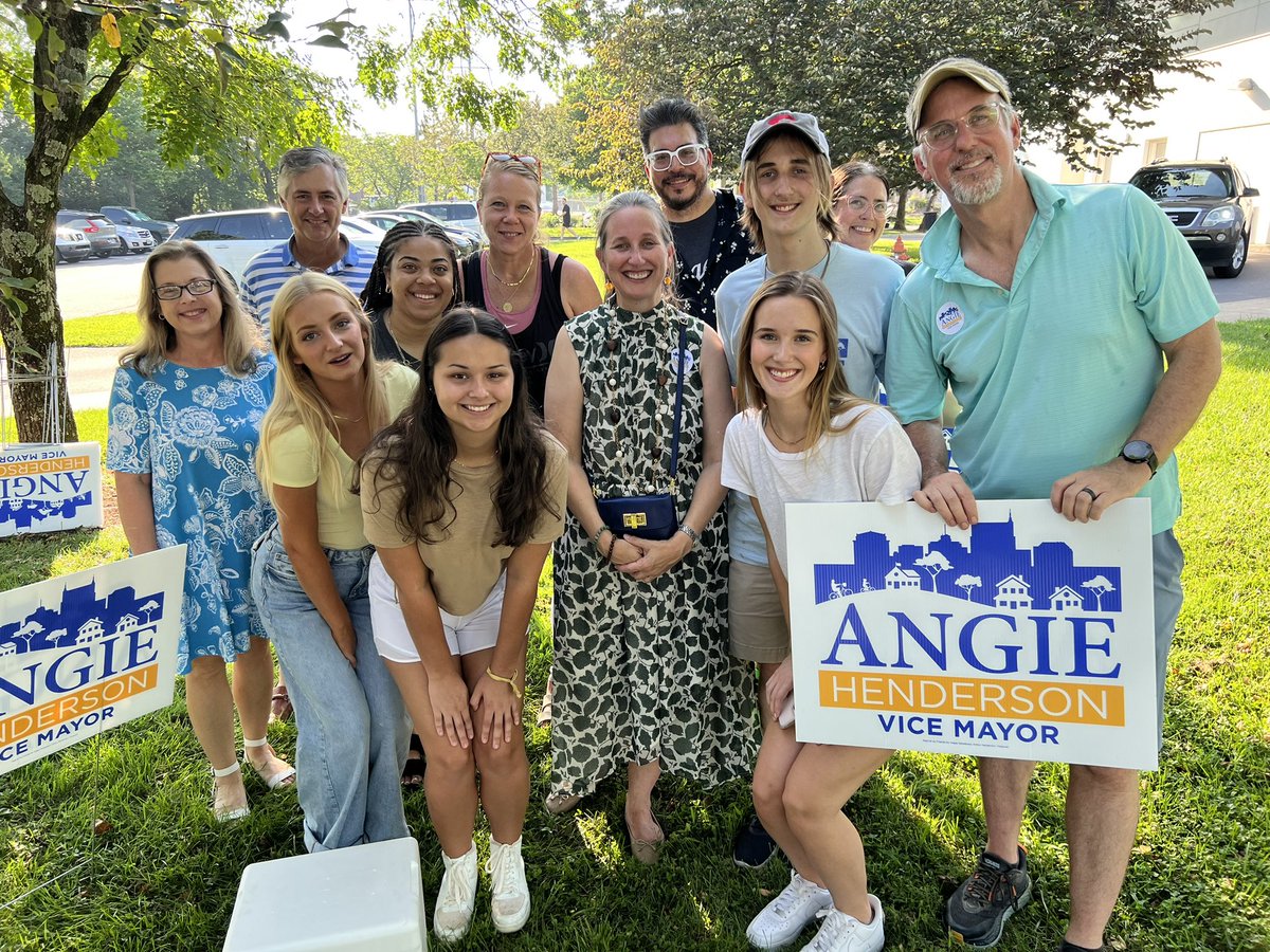 🗳️Last Day to #VoteEarlyNashville!
8:00 - 4:30, Saturday at 12 locations

✅ It matters who your vice mayor is & Nashville deserves better!

🧐Learn more here: lnk.bio/angieforvicema…

📱Call or text friends & family & go vote #angieforvicemayor! 🎉