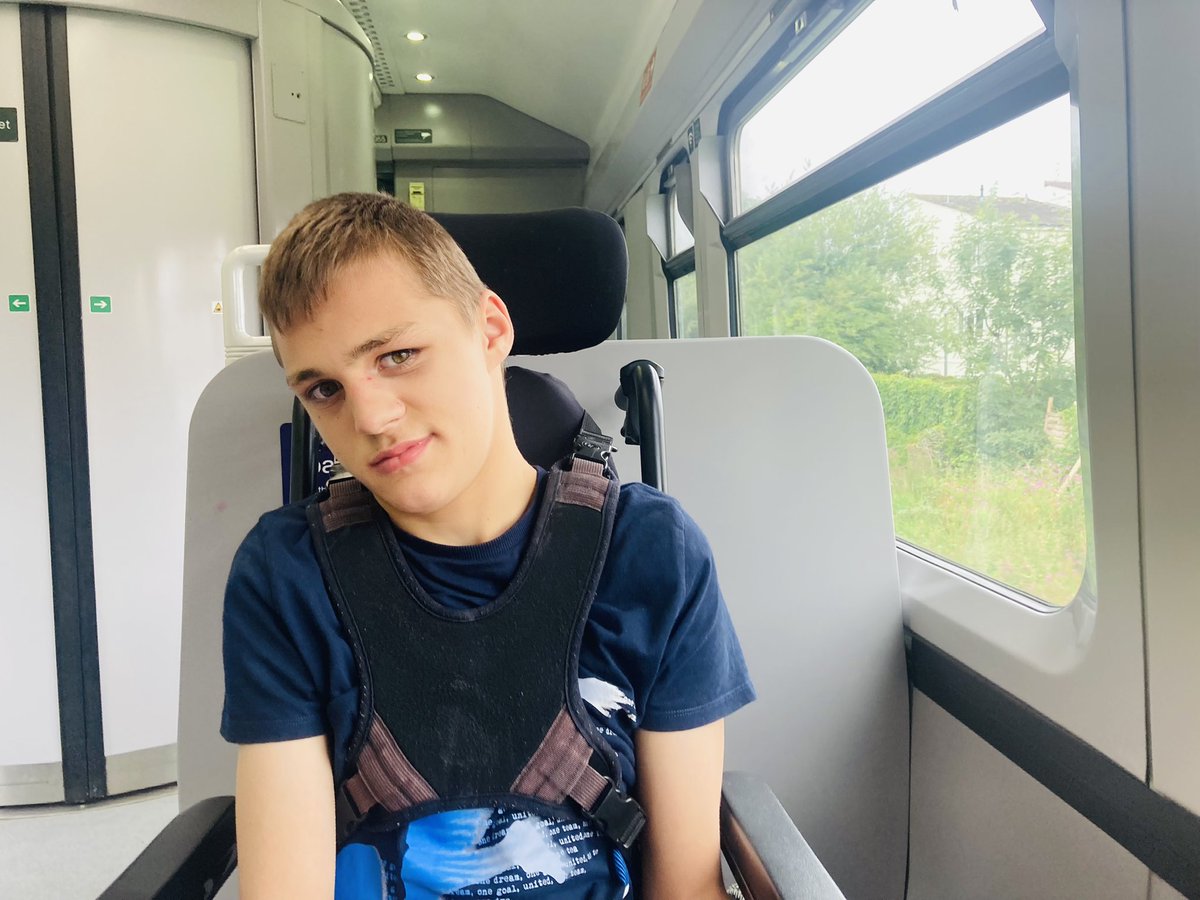 carolinemumfor1's tweet photo. Thank you to the wonderful staff 28/07 @GWRHelp we took the train from #WSM to #BristolTempleMeads we engaged with 5 members of staff during our travels ALL were wonderful ! The #accessibility #assistance was everywhere thank you xx #praisethegood #rewardthegood #wheelchair https://t.co/PqKttUHEge