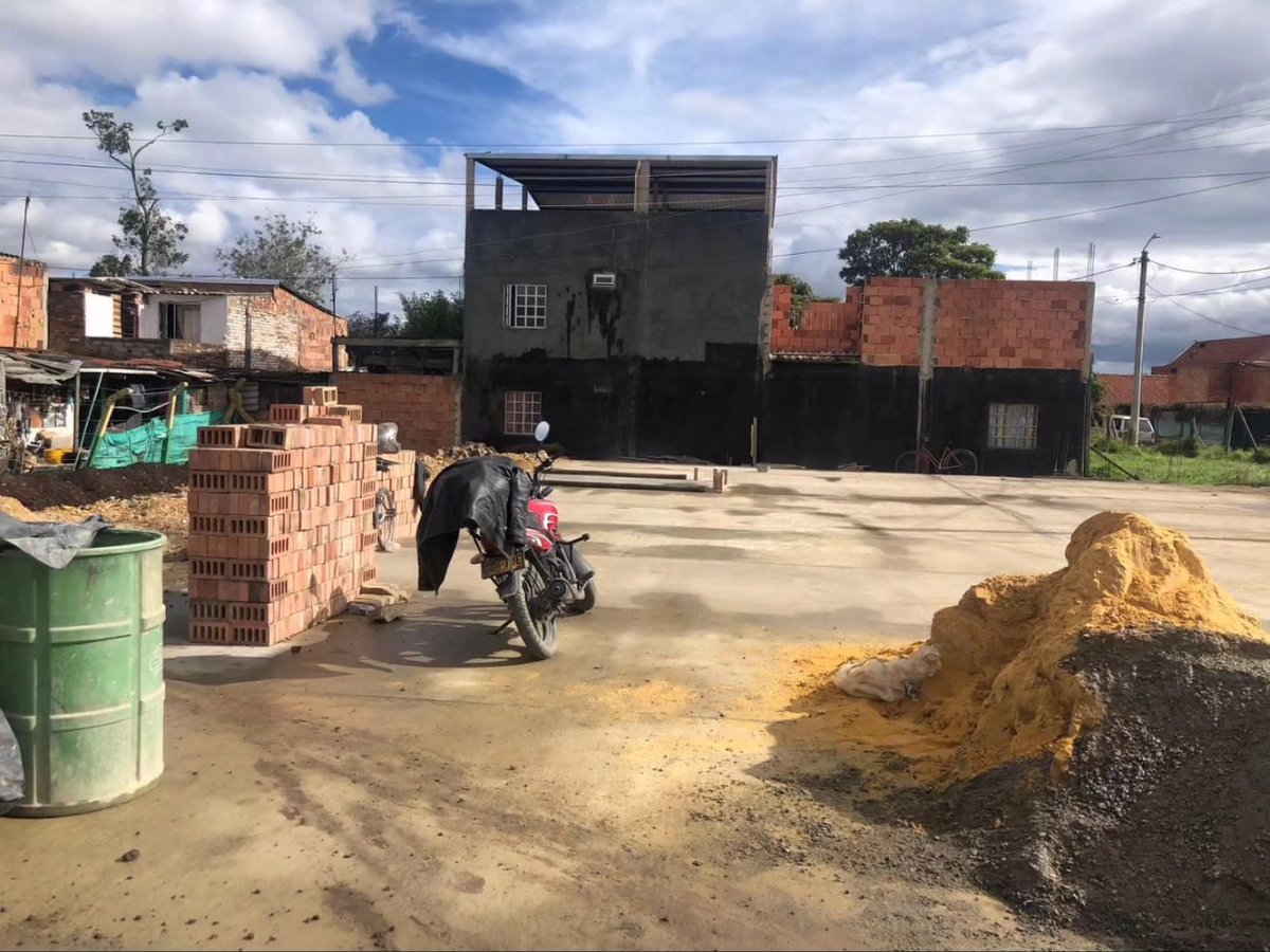 AlcaldiaChia's tweet photo. #Avance proyectos comunales #IDACO
Realizamos jornada de visitas para evaluar ✍️ el avance de los proyectos de impacto social y comunitario 👨👩👧👦 de la Convocatoria 009 de 2022 del IDACO, en las siguientes Juntas de Acción Comunal:
👉🏼 San Luis
👉🏼 Samaria
👉🏼 Vivir mejor II https://t.co/Pqy4MextAa
