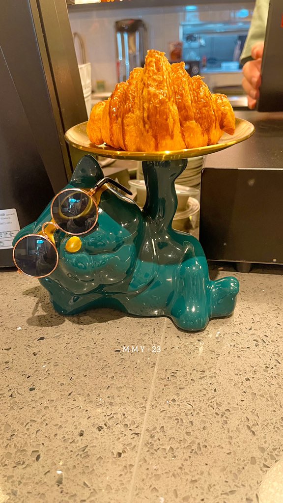 rienayumi's tweet photo. Cafe #192023

Sekalf - Jln Tun H.S. Lee, KL
Business Hours: 9:30am to 5:30pm

Love the Matcha Croissant 
@ngopiss @petakopi_my https://t.co/3AvFgOmBQE
