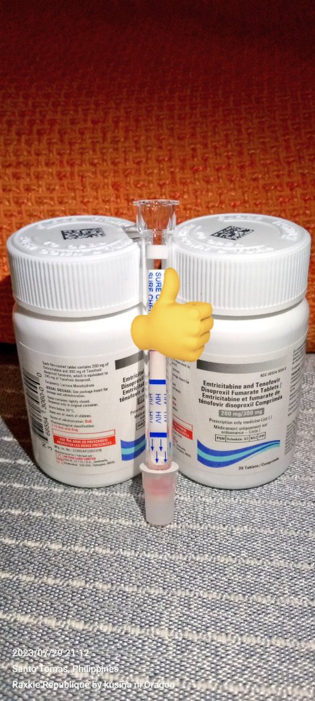 ElTitoMasajista's tweet photo. Thank you @SailClinics #TelePreP sa refill ng PreP at lube and condoms. https://t.co/MLWrKzIPlj