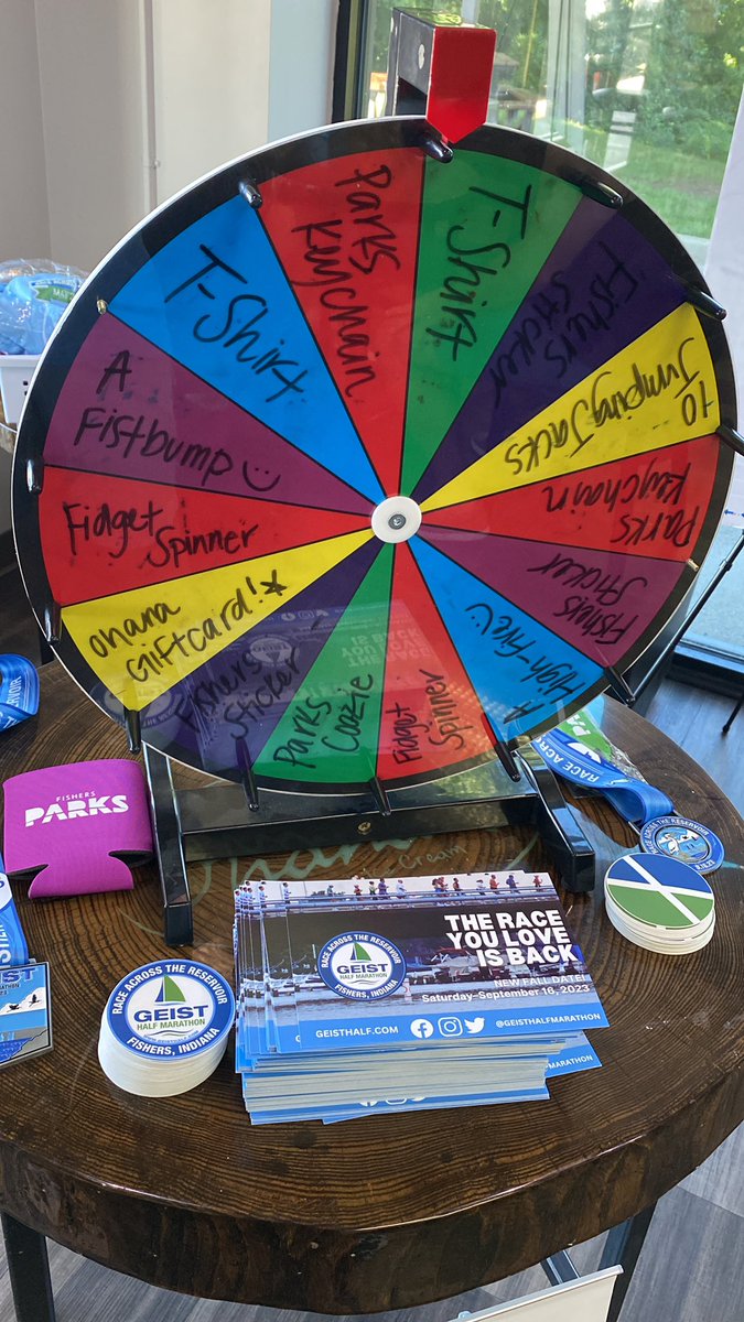Come by @EatOhanalulu this morning until 11 am and sign up for the @GeistHalf - spin the wheel for prizes and save $5 on registration