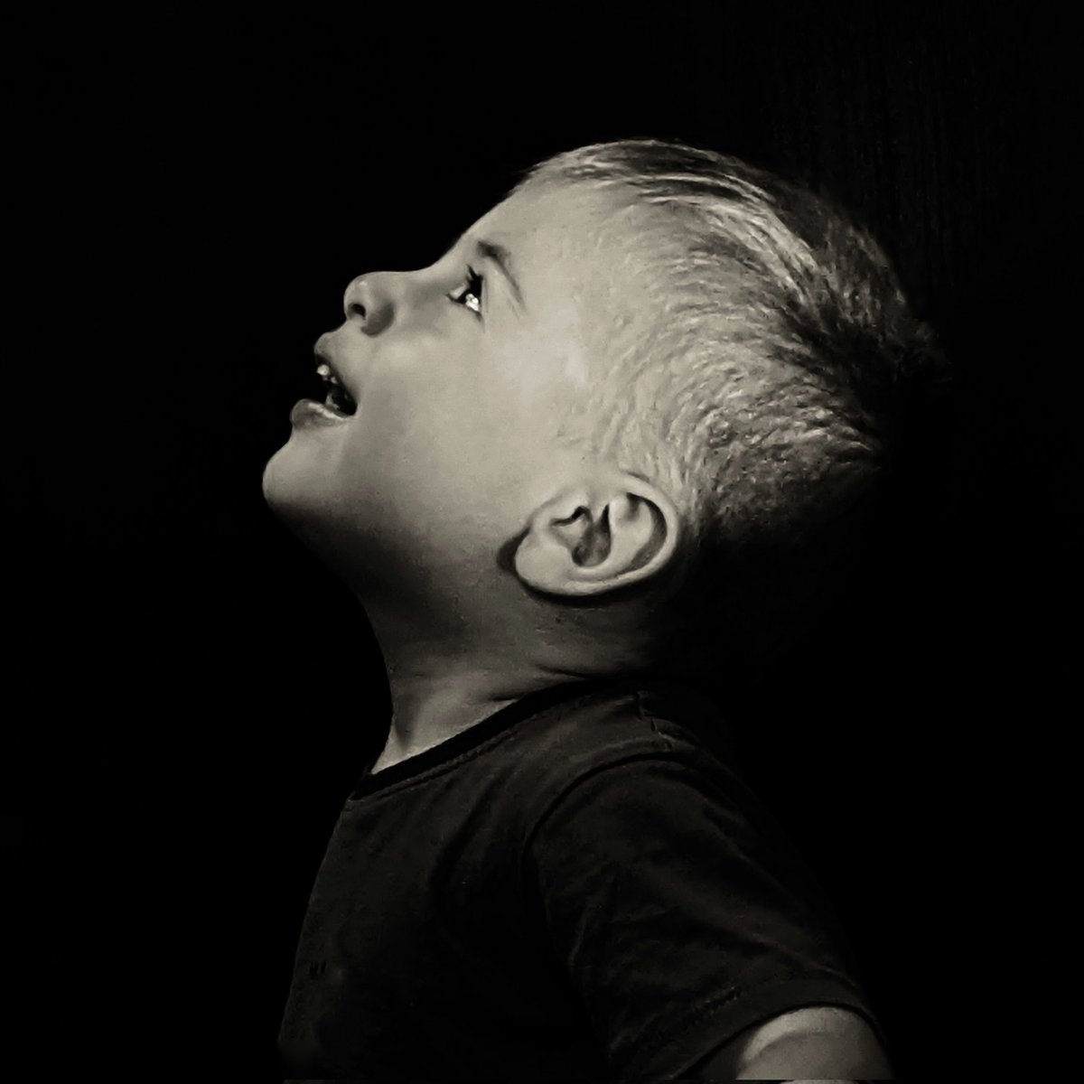 capitancooker's tweet image. ♥️
#nipote
#nephew
#biancoenero
#picoftheday
#blackandwhite
#smartophonica
#pixel5
#teampixel
#picoftheday
#pictureoftheday
#makepicturenotwar