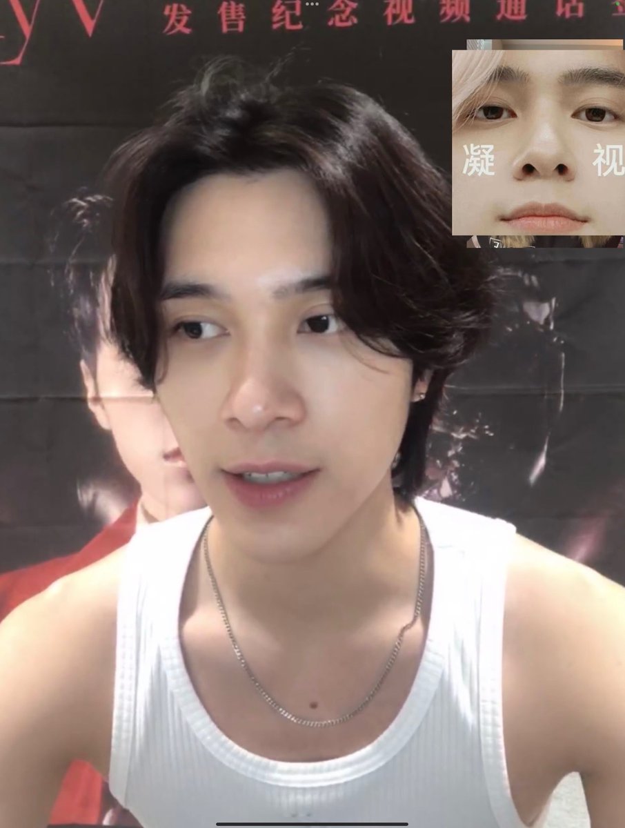 hendery 𝘧𝘪𝘭𝘮 tweet media