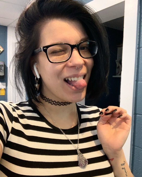 Buy me breakfast. https://t.co/k8IVEkzbhK  Findom femdom wallet drain https://t.co/iP5RjbGEmJ<a href="/tag/newprofilepic"class="tags"><span>#newprofilepic</span></a>