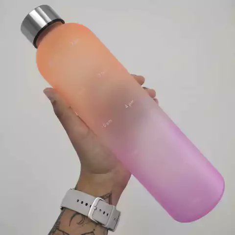 lrshop_0's tweet photo. Garrafa de 1L
Garanta já a sua,na nossa loja!!
https://t.co/XJZZ0GYi5I https://t.co/a4IkHPSL83