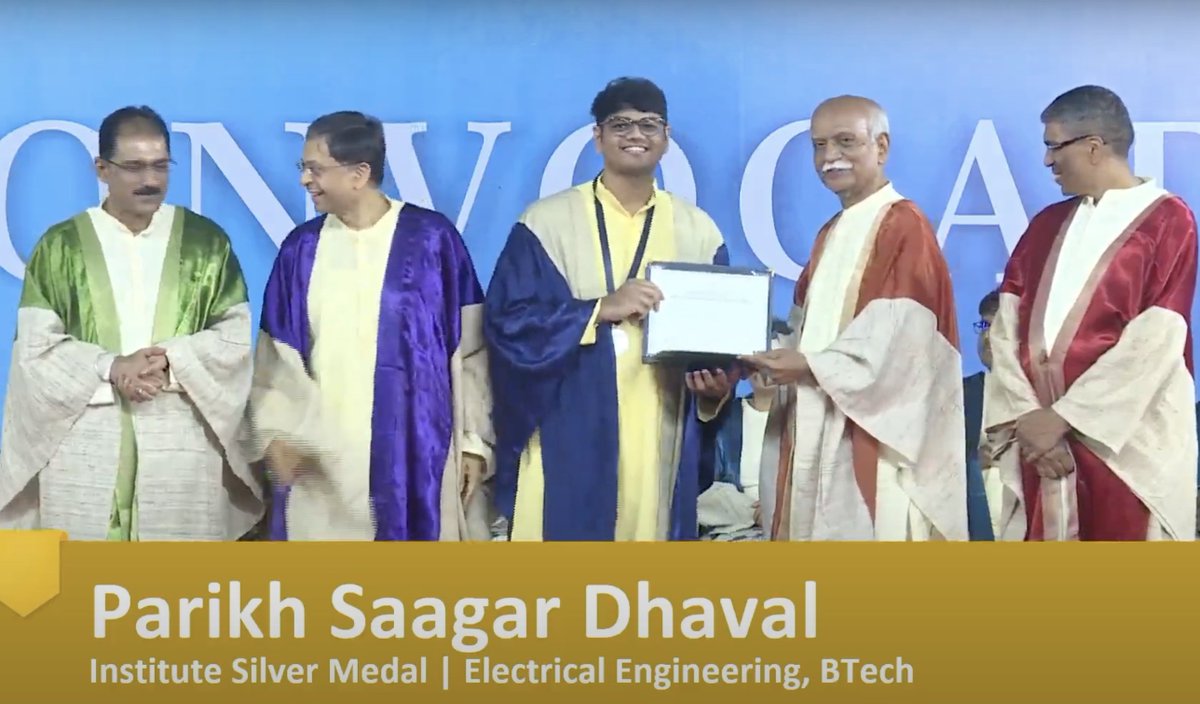 nipun_batra's tweet image. Our students @cse_iitgn @iitgn are going places!

MS admits at CMU, UC Irvine
Jobs at Oracle, SKAN.ai
Predocs at RBCDSAI 

Gold medals and silver medal for highest and second highest CPI! 

Gold medal for outstanding research!