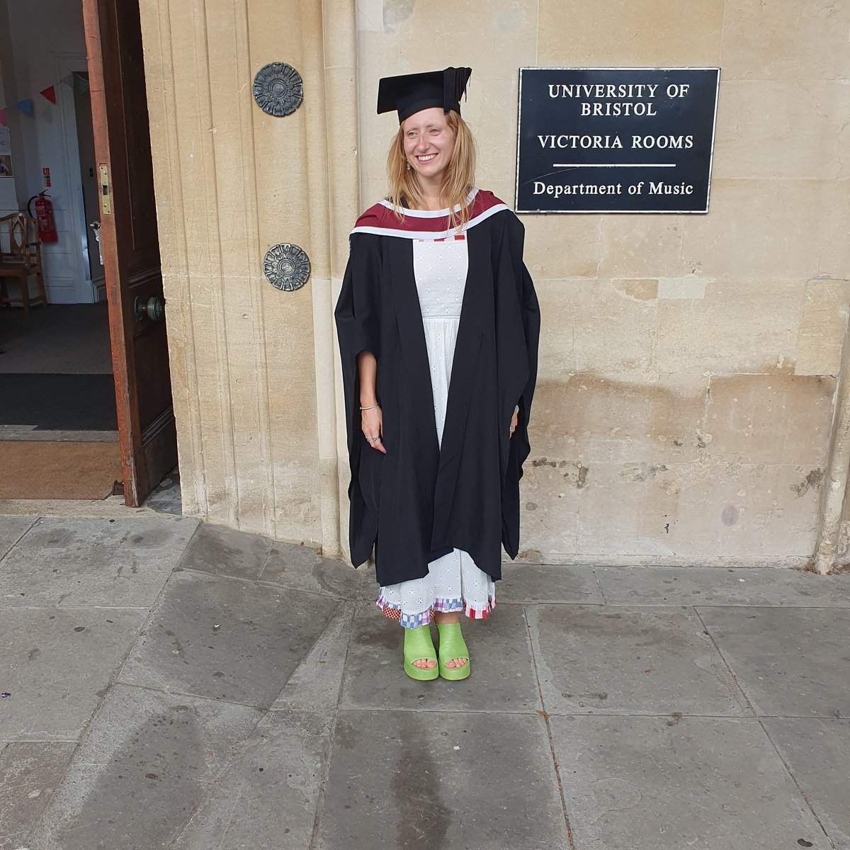 Proud dad day number 2, so proud of Dr Abbie Farrow ❤️
