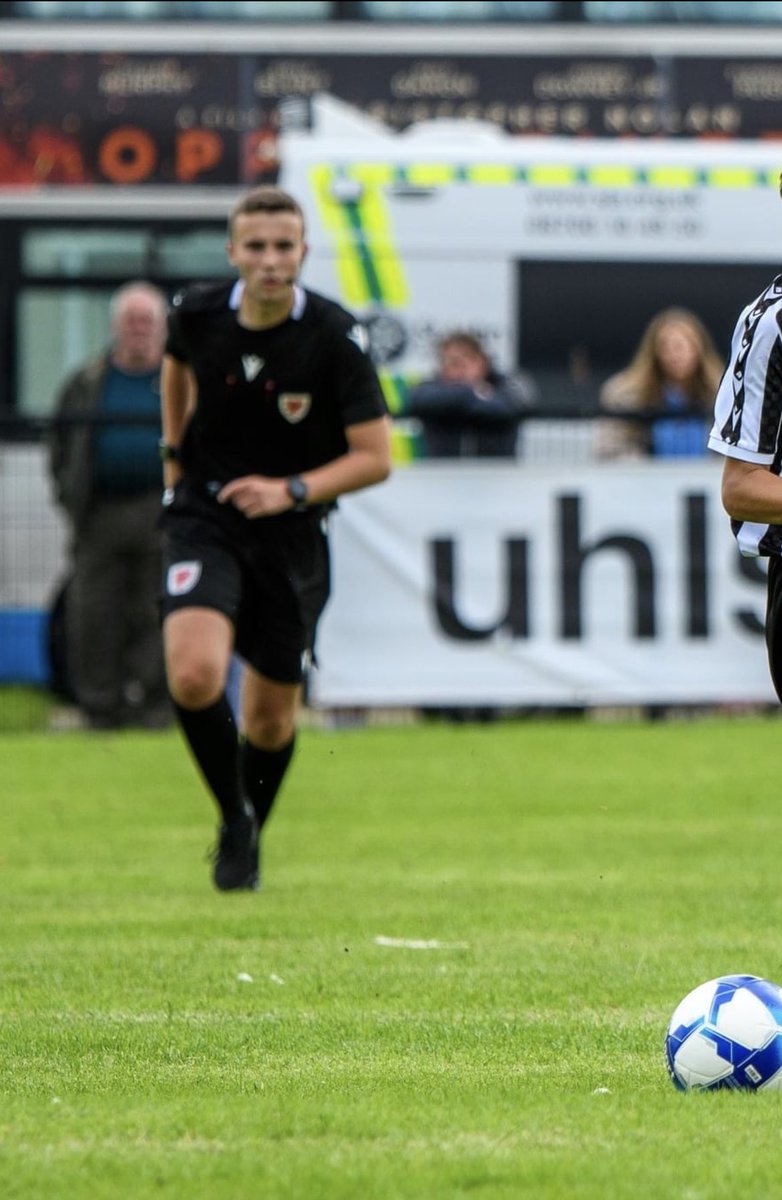 Iolo Williams tweet media