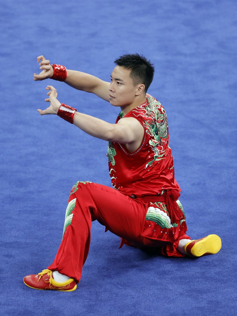 Skiing_China's tweet photo. The first gold medal of the Chengdu 2021 FISU Games! The Chinese athlete Cao Maoyuan stakes the crown in the Men's Southern Boxing competition of the Martial Arts. #白山松水喝彩大运 #china #jilin #每日一吉 #大运会 https://t.co/4FLNt7rd8r