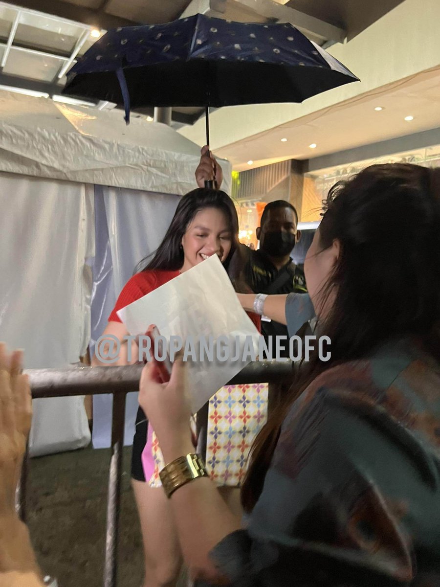 TropangJaneOFC's tweet photo. she's so pretty 🥹🫠
@itsJaneOineza
#Back2BackCaravan
#JRBCreativeProd
#JaneOineza
#JaneOinezaILO https://t.co/10iYQT9FQG