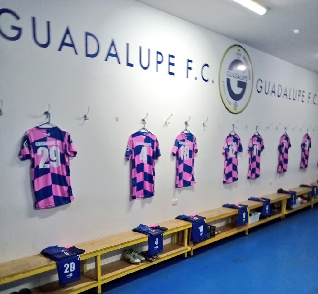 JorgeCaamanoA's tweet photo. Llegó el día.!! Dos meses de pretemporada y 14 partidos de fogueo pasaron para llegar a la primera Jornada del torneo. Se vendrán 44 finales, un largo camino para llegar al objetivo. Todo en las manos de Dios.
#Liasce #SomosGuada #Elequipodelarosa https://t.co/WYpD7XwHrI