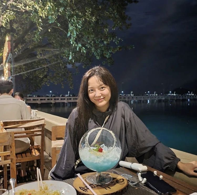 Yb turned into something else. 💸