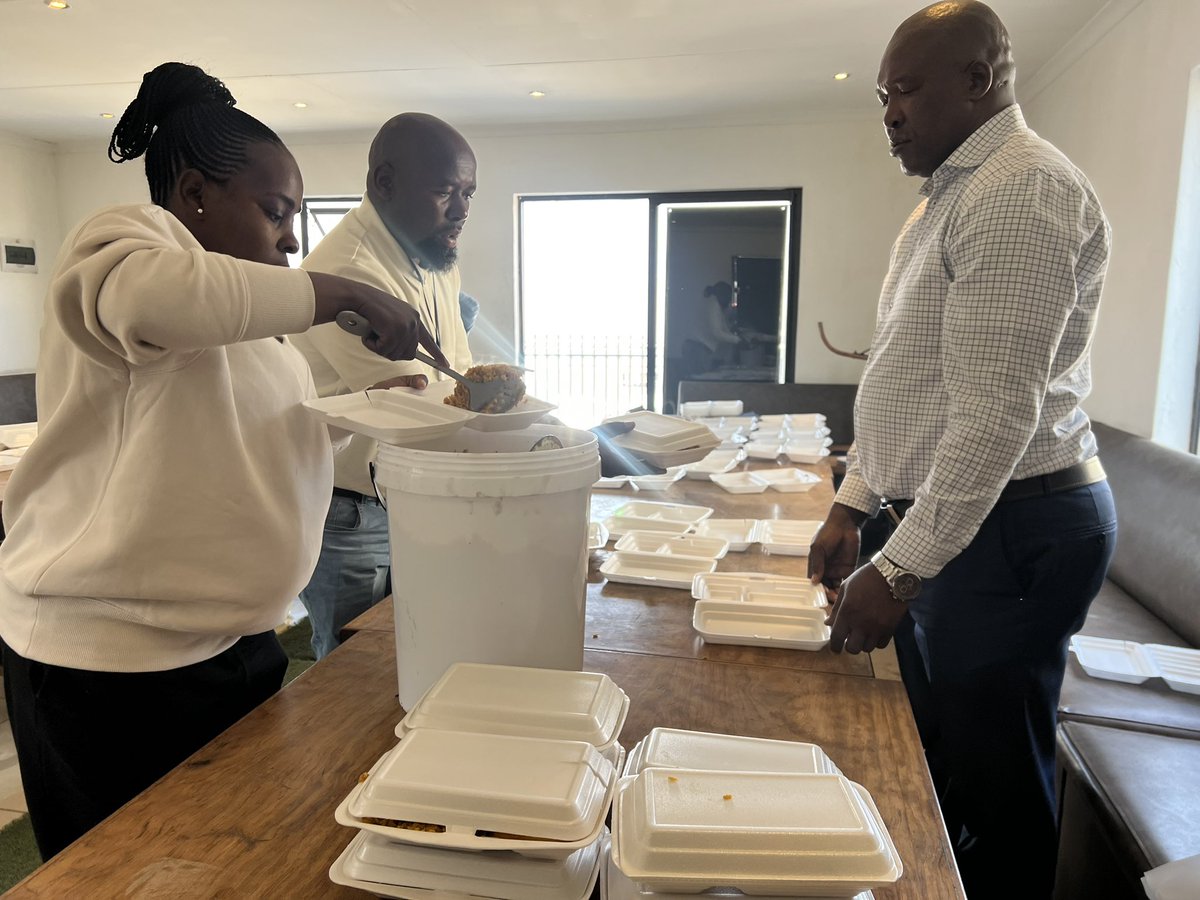 Feed My People. No one Hungry! Thank you Cllr Nair for helping us to feed the elders. We are preparing to spend time with our elders in Mamelodi.. last leg of Mandela month, 67 minutes of love ❤️ #SpeakerOfThePeople | #Mandelamonth