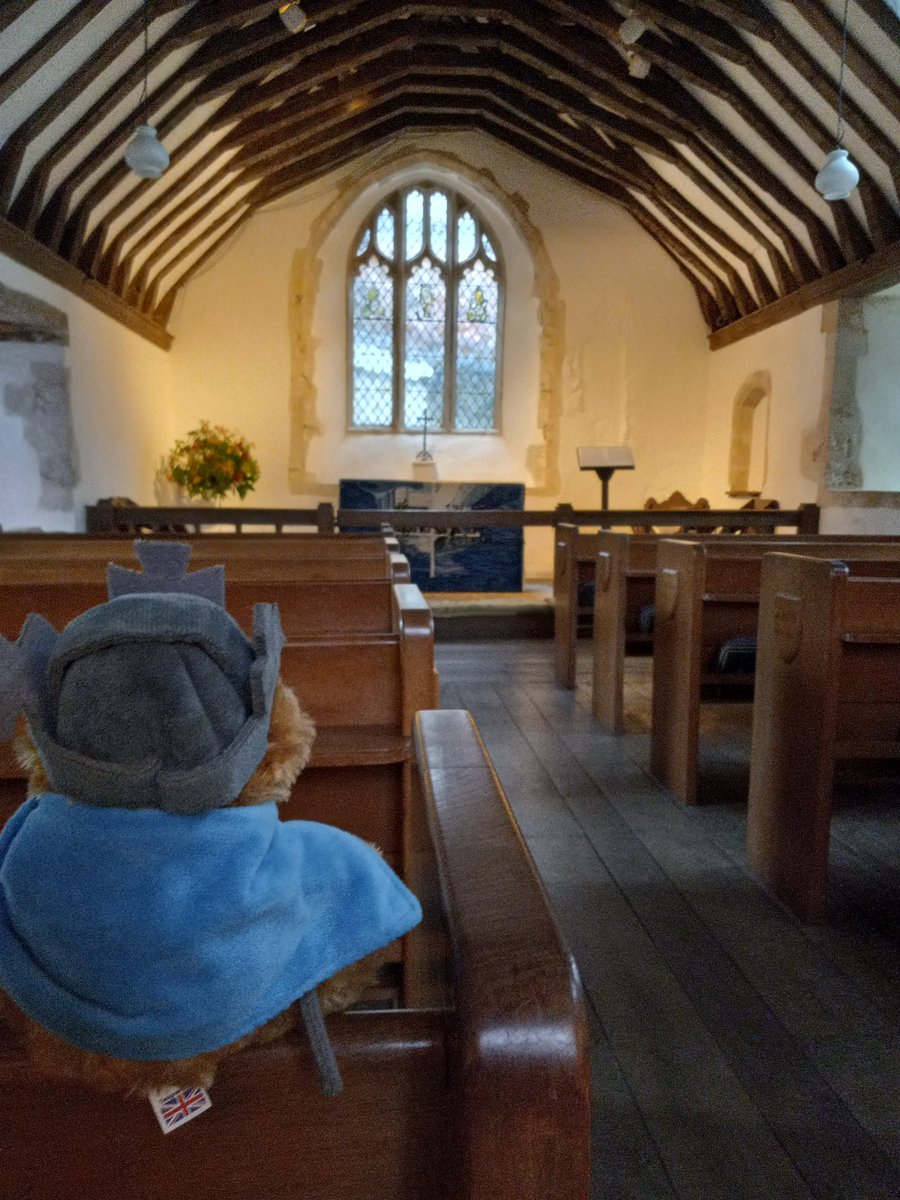 lanajaz's tweet photo. Winchester trip is over, but Alfred managed to take us to many more amazing places before we left, incl. Wolvesey castle, St Swithun-upon-kingsgate, the Hospital of St Cross, and Jane Austin's house at Chawton! @King_Alf https://t.co/Fy4YnsLbXj