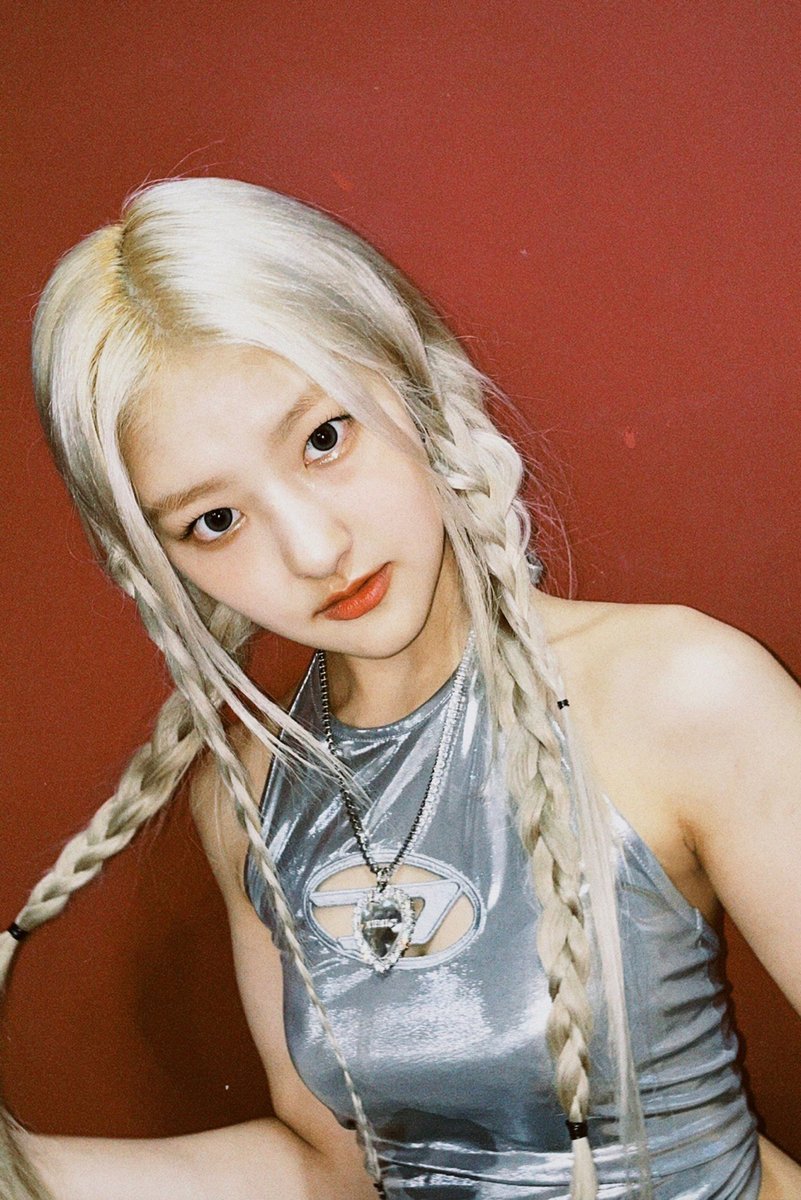 [하늘🦋☁] 제일 좋아하는 헤메 리스트 재정비👩‍🔧👩‍🔧
여러분 오늘 헤메코 너무 좋지 않았어요..?! 오늘 저 직캠도 나왔으니까 보고 푹 빠지고~잠도 푹 자고~ 내일도 봐요💙💤

#KISSOFLIFE #키스오브라이프 #KIOF
#HANEUL #하늘