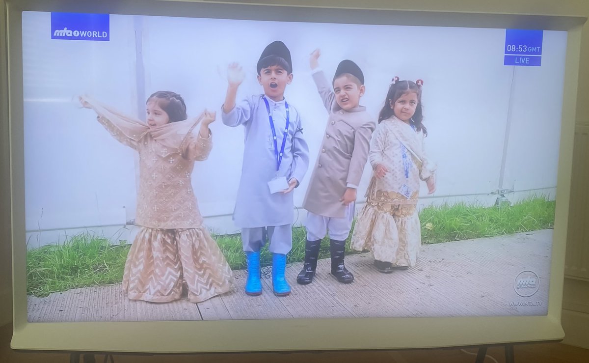 My nieces and nephews made another appearance this year 🤍 I wonder if any of you remember last years #JalsaSalana2023