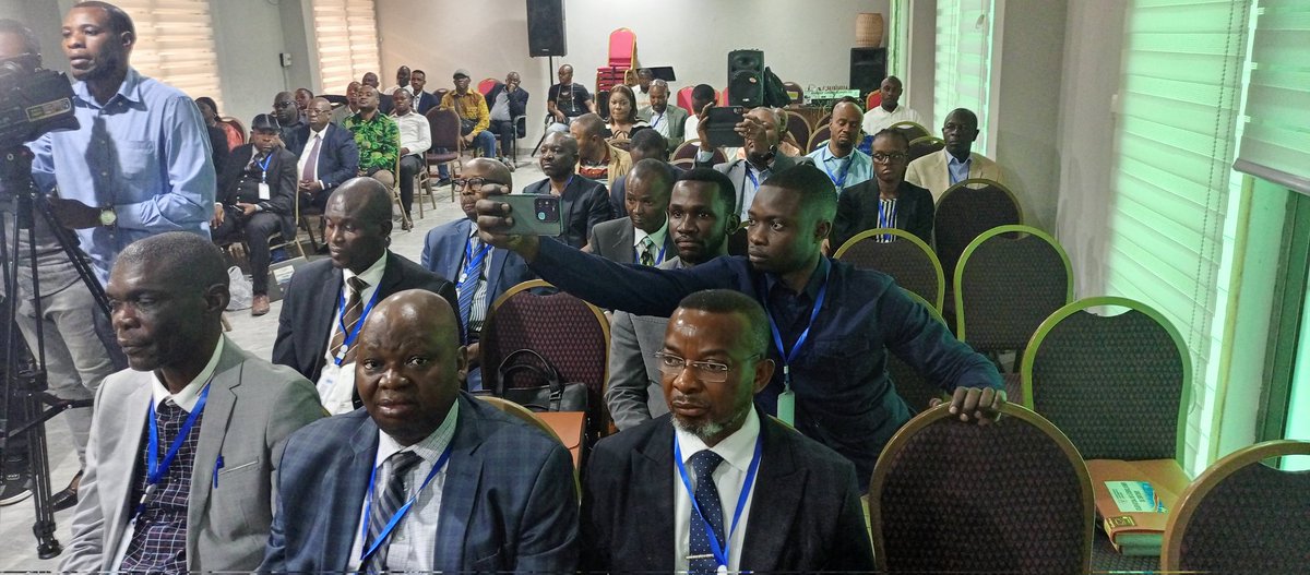 #RDC: Approche désenclavement et dvpt dans la vision du PR FATSHI, un atelier national pour l'élaboration du plan national de désenclavement et de développement des territoires  a été organisé du 22-29 juillet et  clôturé samedi par le Min des TVCD,  Marc EKILA samedi à Kinshasa