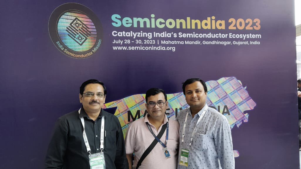 adit_cvmu's tweet photo. Visit the Semicon 2023 Exhibition at Gandhinagar.
#cvmuniversity #cvm #adit_cvmuniversity #adit #engineering #aditian #aditcampus #semiconductor #semicon2023 #cuttingedgetechnology https://t.co/avHDmaJ8MA