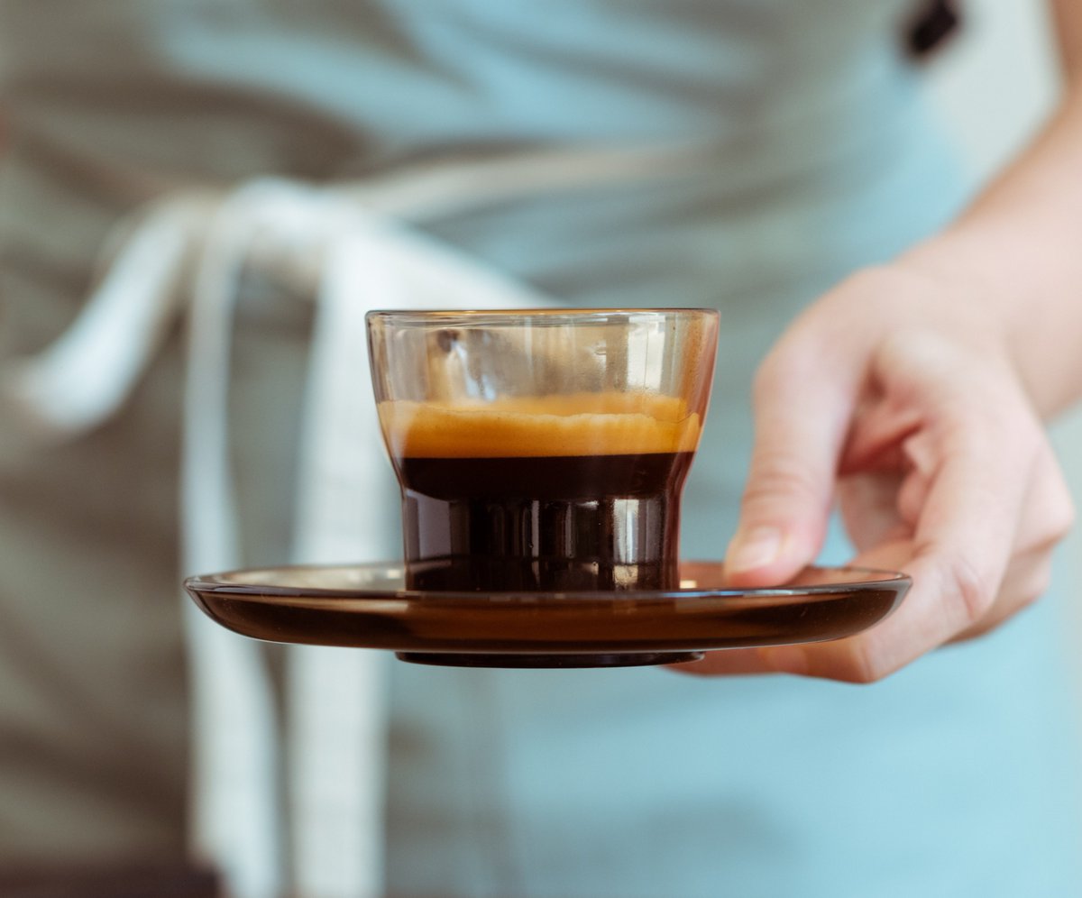 To truly experience single origin coffee it should be black as hell, strong as death, and sweet as love.

#coffeeaddict #singleorigincoffee #worldscoffees
