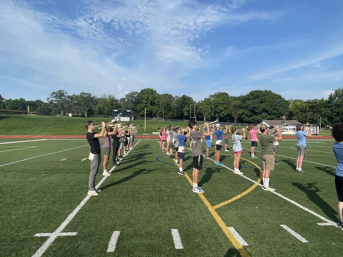 smelancerbands's tweet photo. It’s always great to be a Lancer!

We had a great end to our marching band precamp yesterday! Special thanks to the Taylor family for the treats to send us to the weekend.

See everyone back on Monday for full camp! https://t.co/A5M98eMGIN