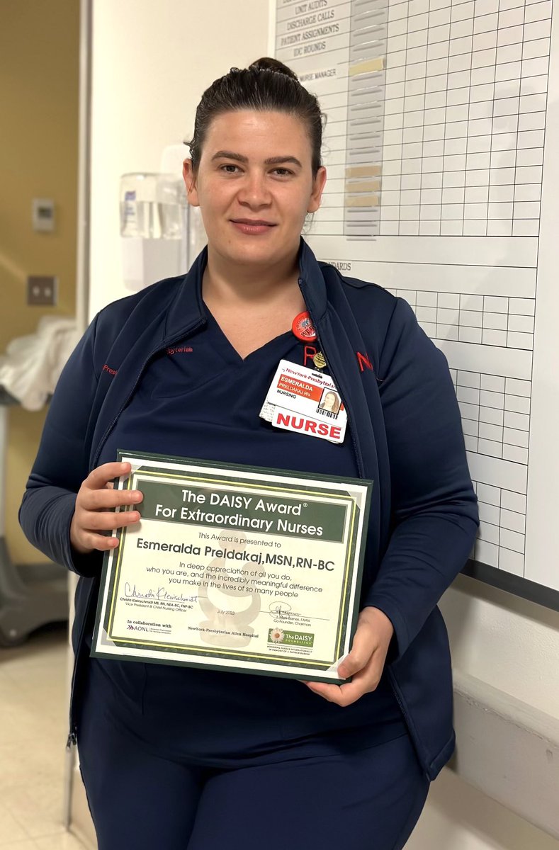 2FieldEast1's tweet photo. Congratulations! Esmeralda for being a DAISY Award honoree!!  A patient  commended &amp; thanked you for your compassionate care and kindness towards her. https://t.co/p4IzHDXBV6