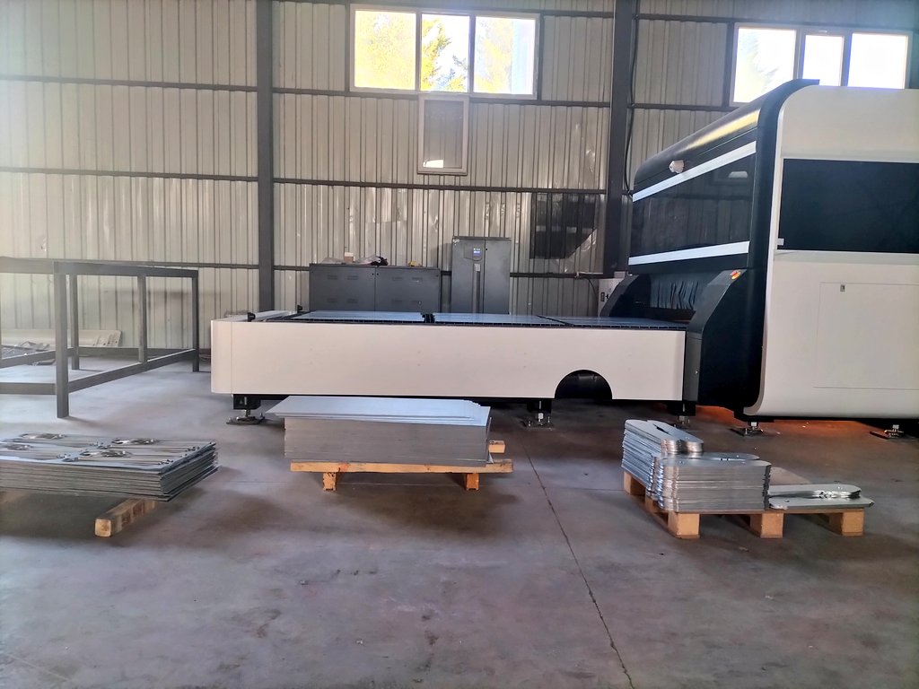 Akkademircelik's tweet photo. #laser #lasercut #lasercuting #lazer #lazerkesim #abkant #abkantbüküm #lazersac #bursalazerkesim #kaynak #weld https://t.co/U9TGgqxb13