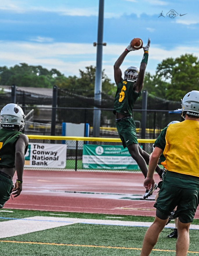 MBSeahawks_FB's tweet photo. Day 2. New Season Work ๐ช๐ฝ๐ #TheBeach #BeachMade #SaturdayWork https://t.co/JfH7zhMSCx