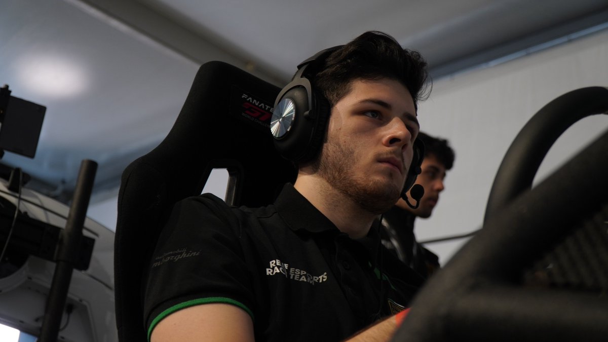 AKEsportsIT's tweet photo. We're already feeling the tension
#SROEsports #AKEsports #SIMPROSeries powered by https://t.co/Pgot3Qk31y https://t.co/gqMp993W9g