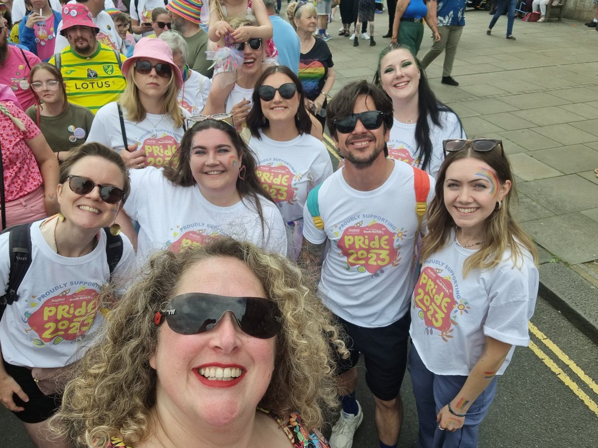 An absolute pleasure to join members of Broadland District Council's 'One Team' at #NorwichPride today. A great way to celebrate the 15th anniversary of this event, which I swear gets bigger every year. #solidarity #pride #localgov