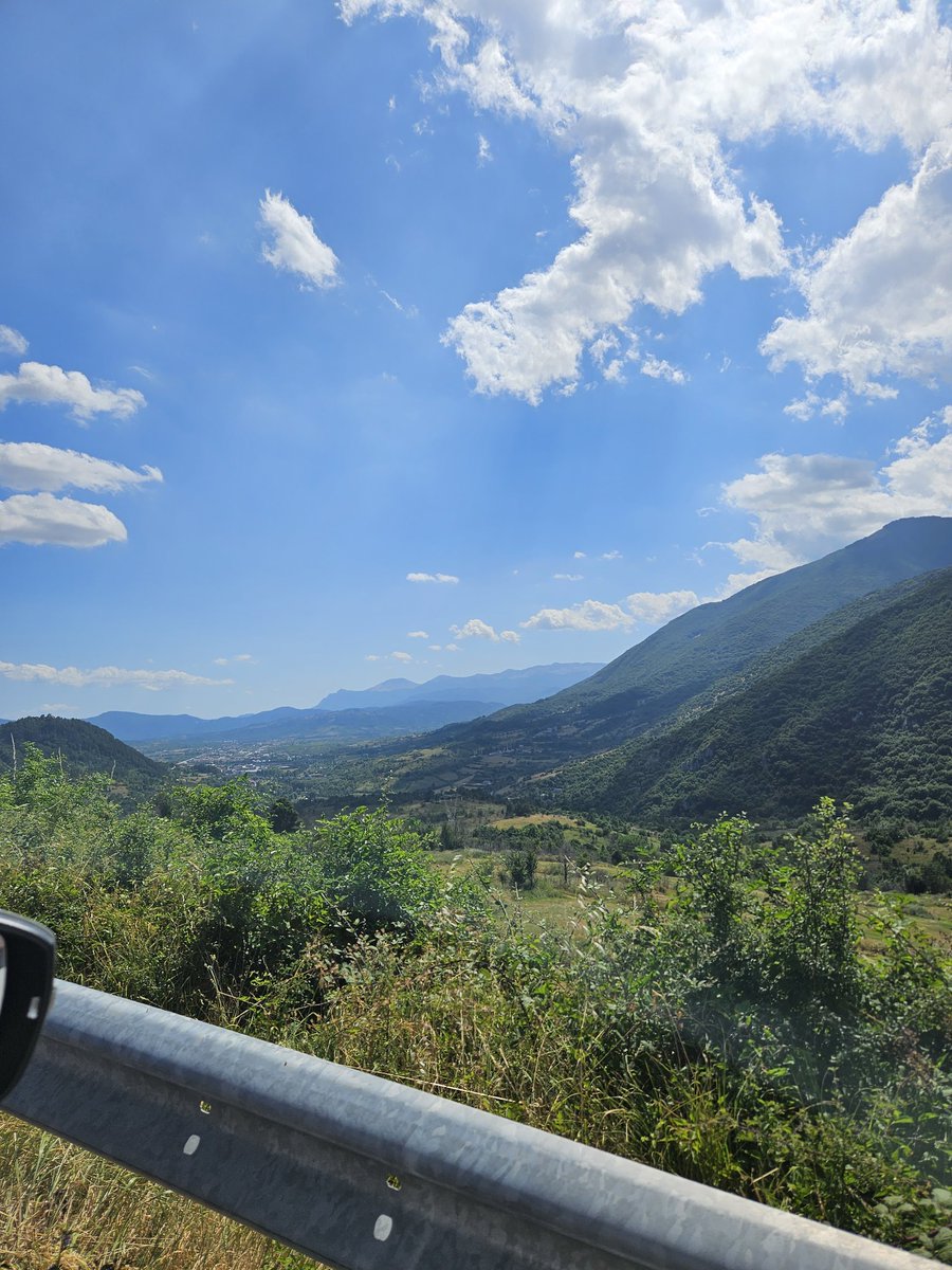 Panorami fantastici nel ritiro dei campioni di Italia.

#CastelDiSangro #Napoli