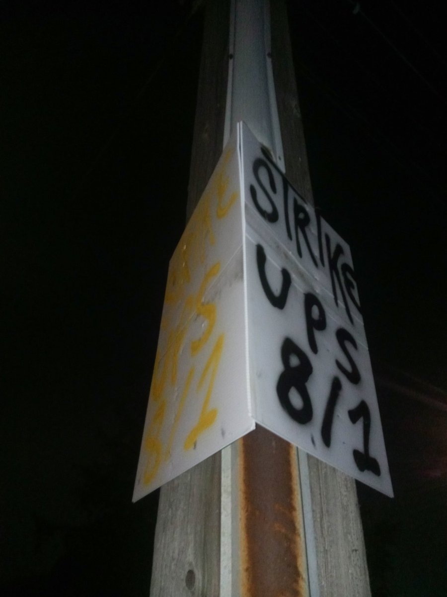 BrJoeBalkis's tweet photo. VoteNo!
#upsNegotiationsUpdate
#2023TeamstersupsContractCampaign #Teamsters #ups
After historic hype we are being sold a #TA that falls far short of what is possible despite the misinformation from the app.
We should vote no flyer &amp; picket.
We should #STRIKEups 8/1! https://t.co/QoeE2HsAsP